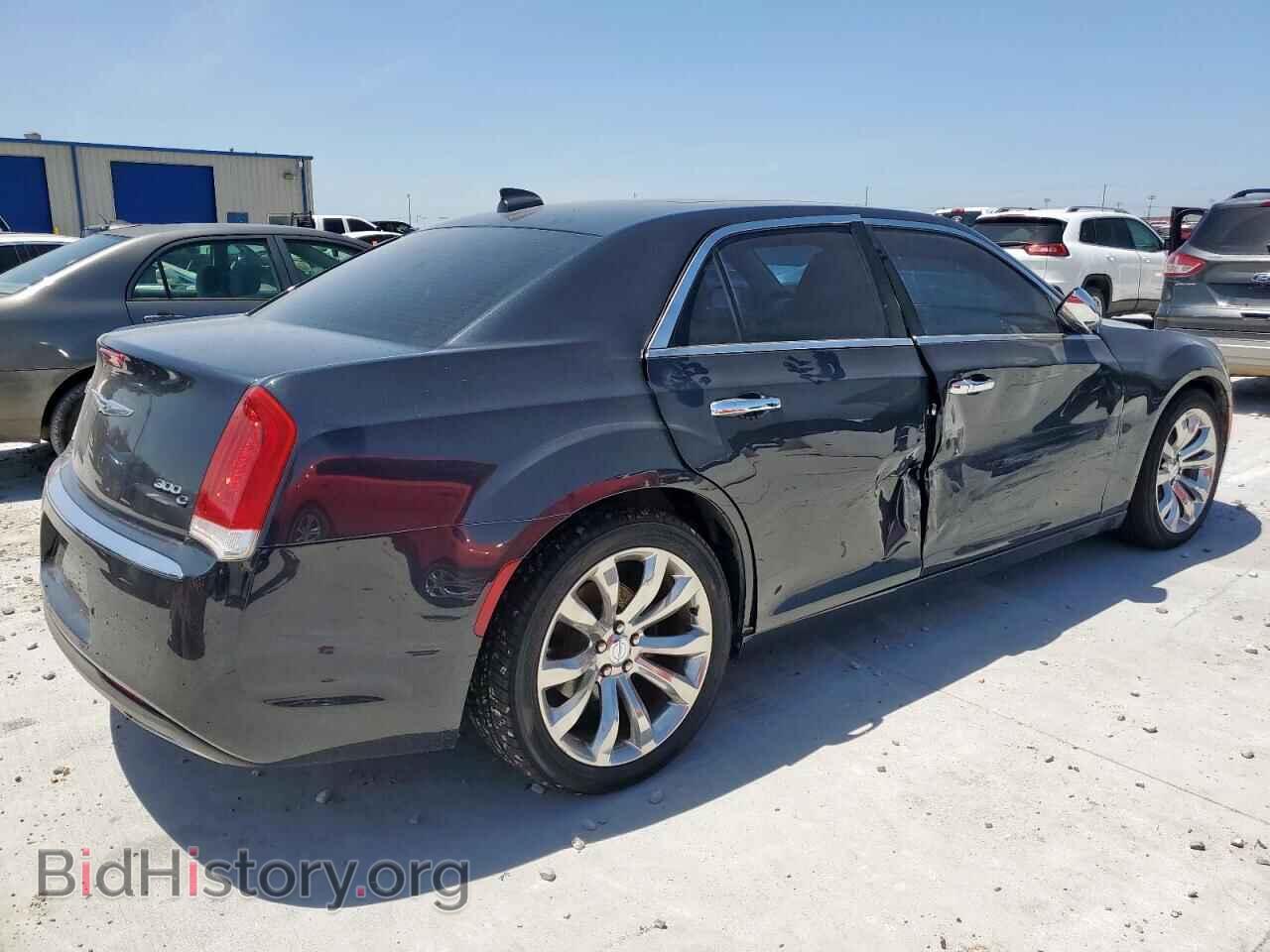 2017 CHRYSLER 300 - VIN: 2C3CCAEG1HH586705 - Фото 3