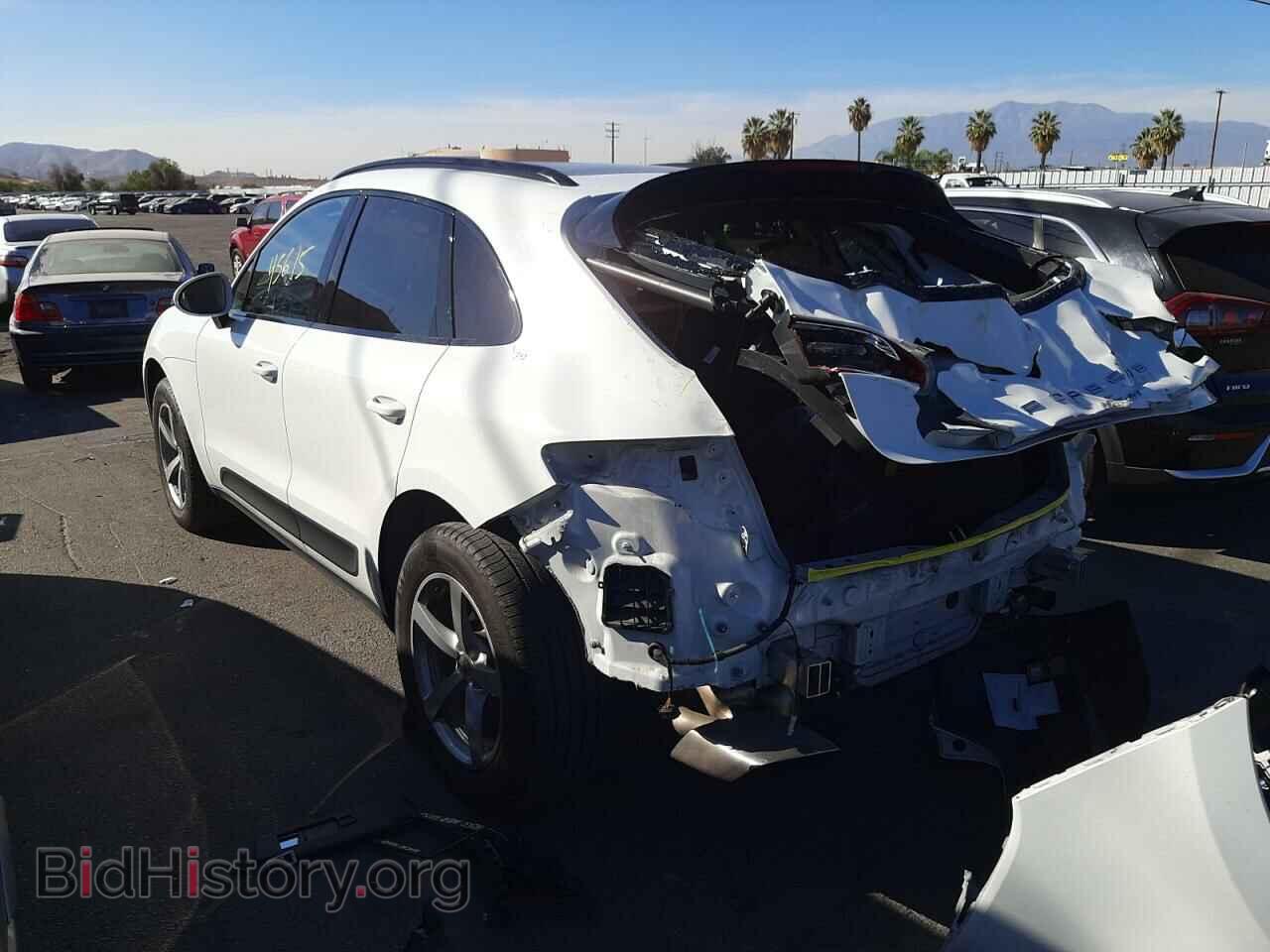 2017 PORSCHE MACAN - VIN: WP1AA2A59HLB04387 - Photo 3