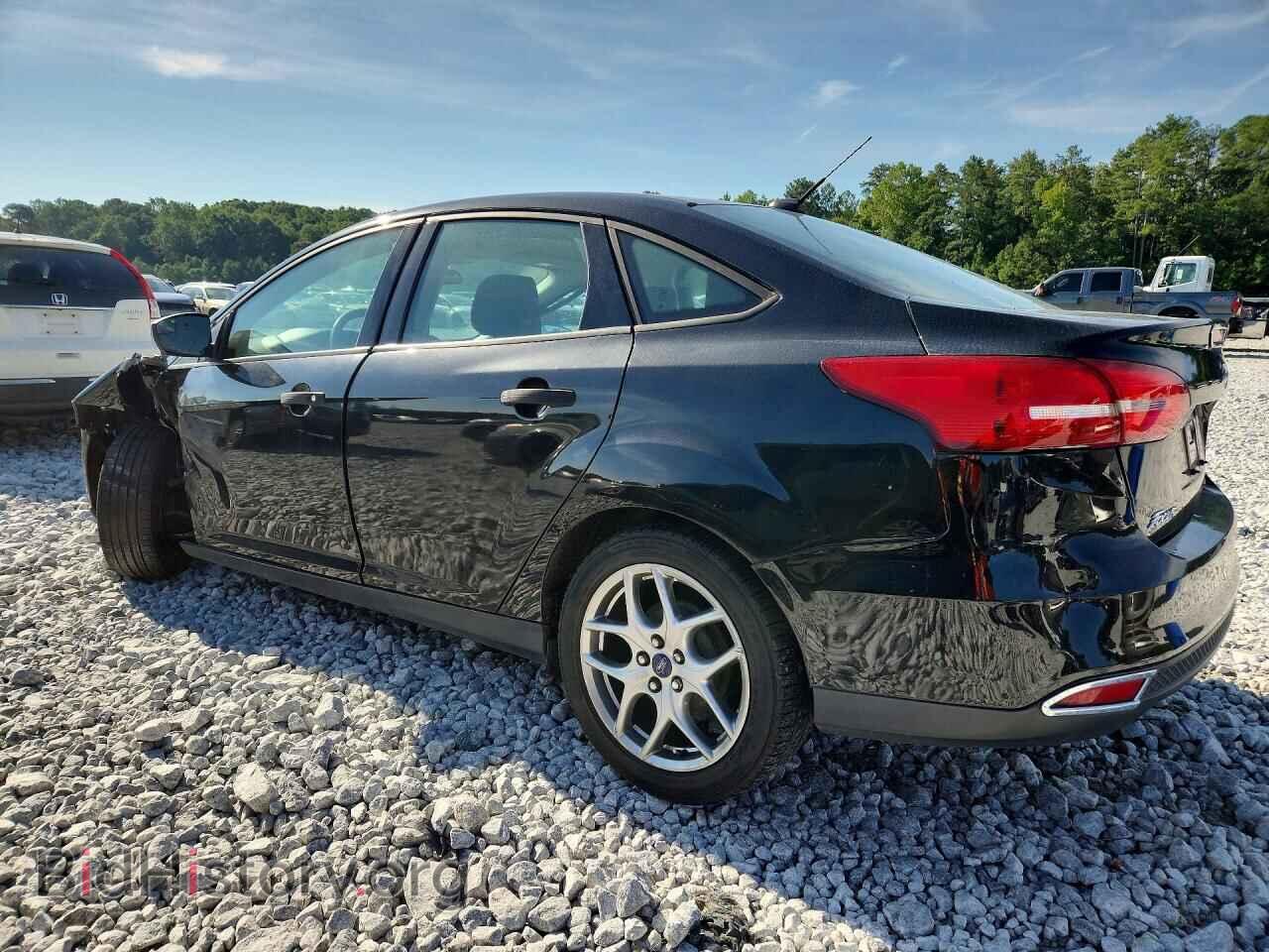 2015 FORD FOCUS - VIN: 1FADP3E24FL253229 - Photo 2