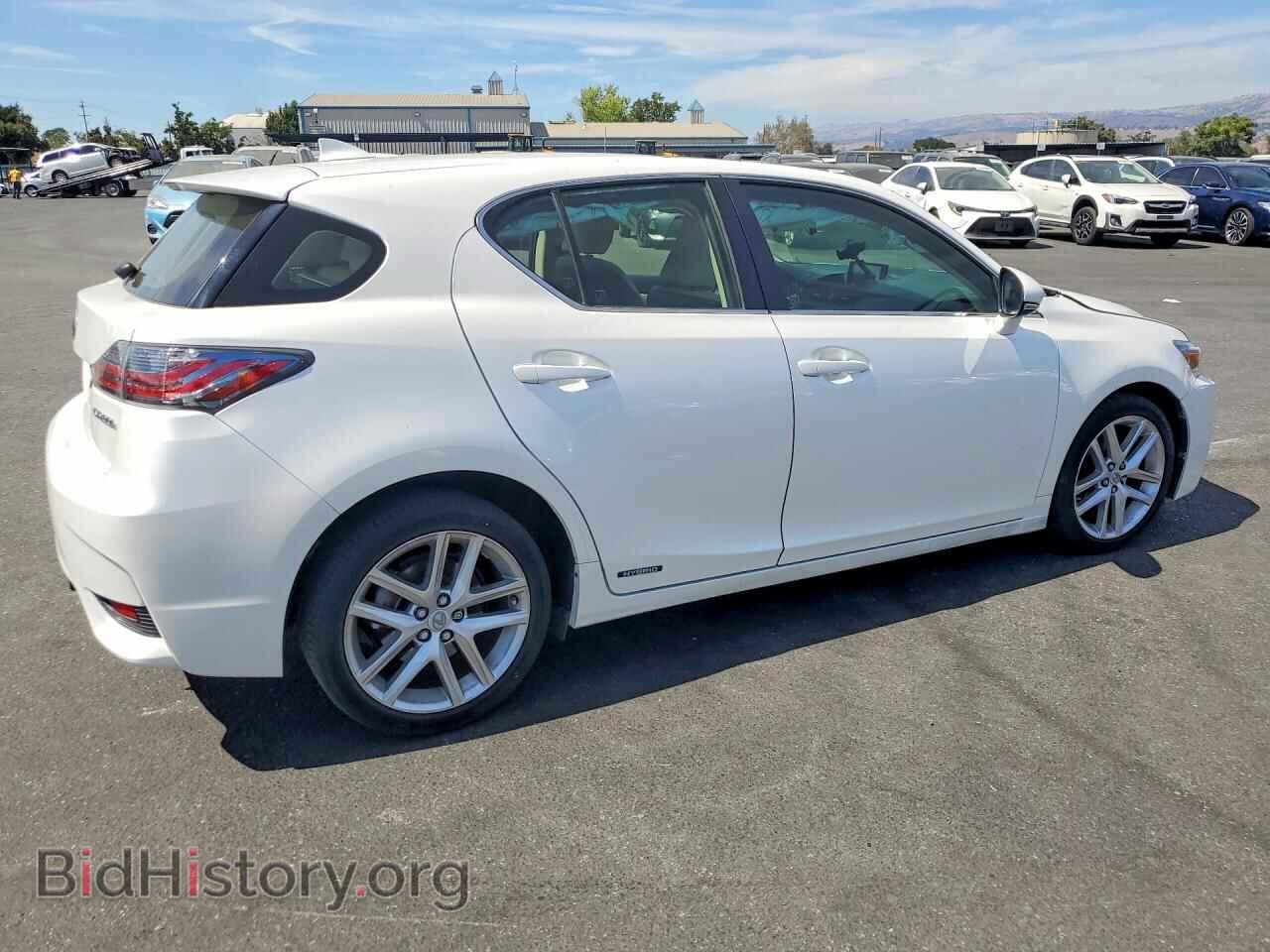 2017 LEXUS CT 200 - VIN: JTHKD5BH2H2288762 - Photo 3