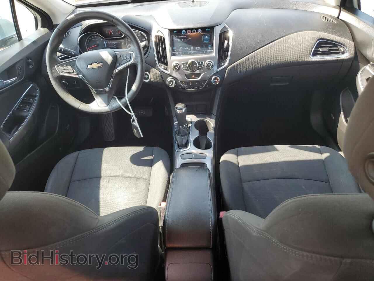 2017 CHEVROLET CRUZE - VIN: 1G1BE5SM4H7166833 - Фото 8