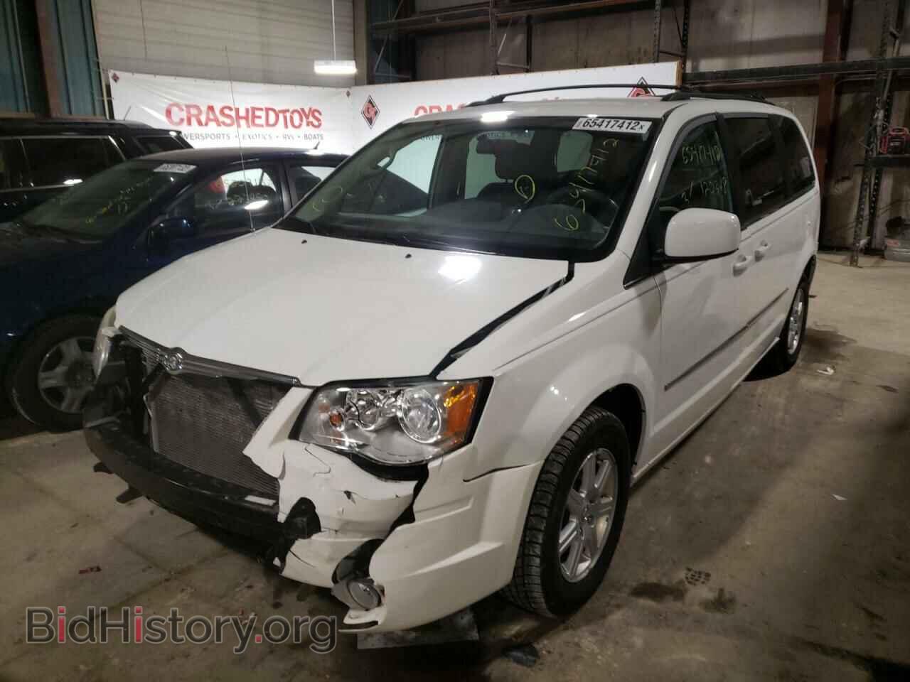 2010 CHRYSLER MINIVAN - VIN: 2A4RR5D1XAR421075 - Фото 2