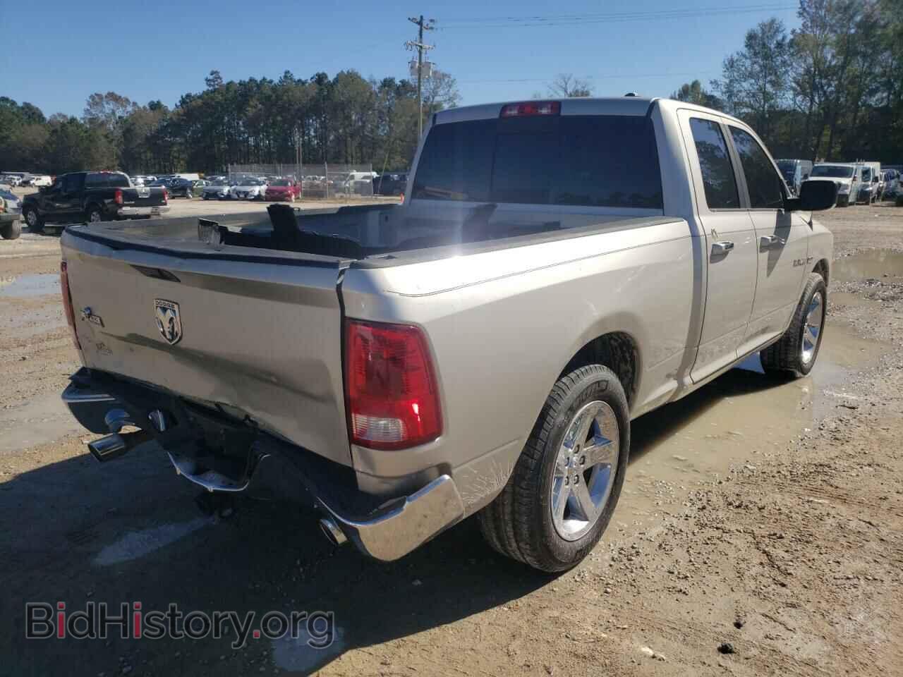 2010 DODGE RAM 1500 - VIN: 1D7RB1GT5AS218311 - Фото 4