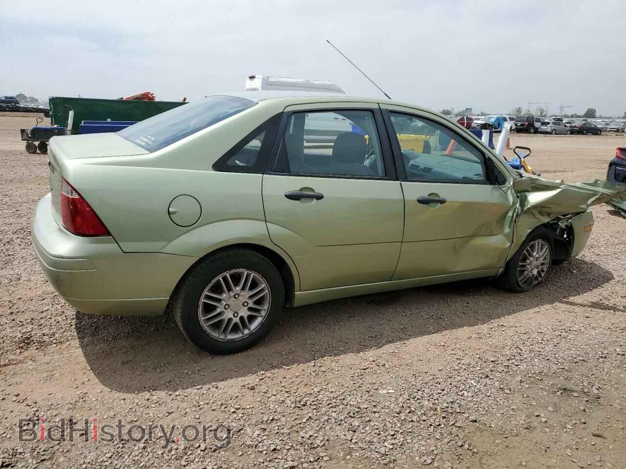 2007 FORD FOCUS - VIN: 1FAHP34N47W195099 - Фото 3