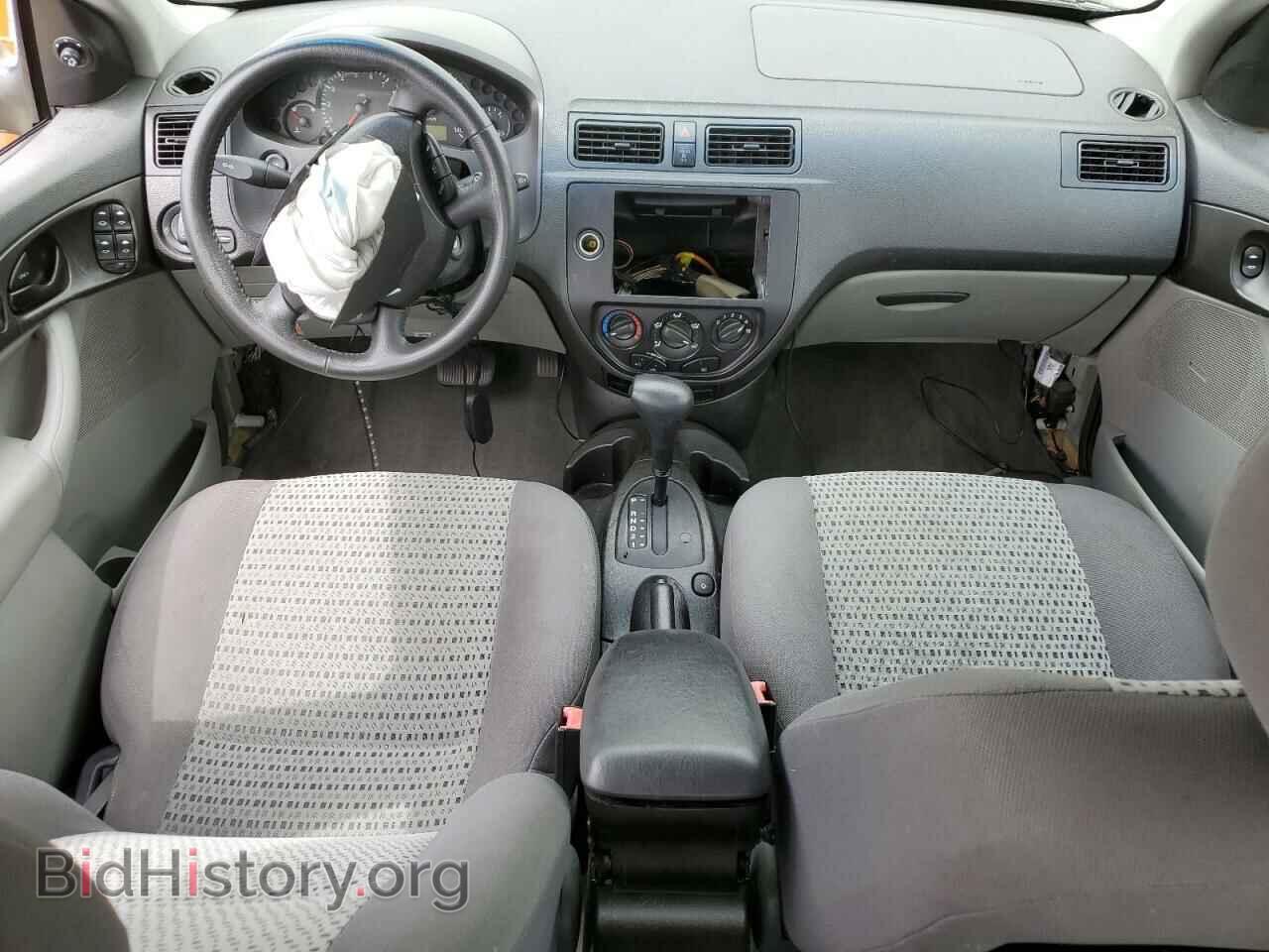 2007 FORD FOCUS - VIN: 1FAHP34N47W195099 - Фото 8