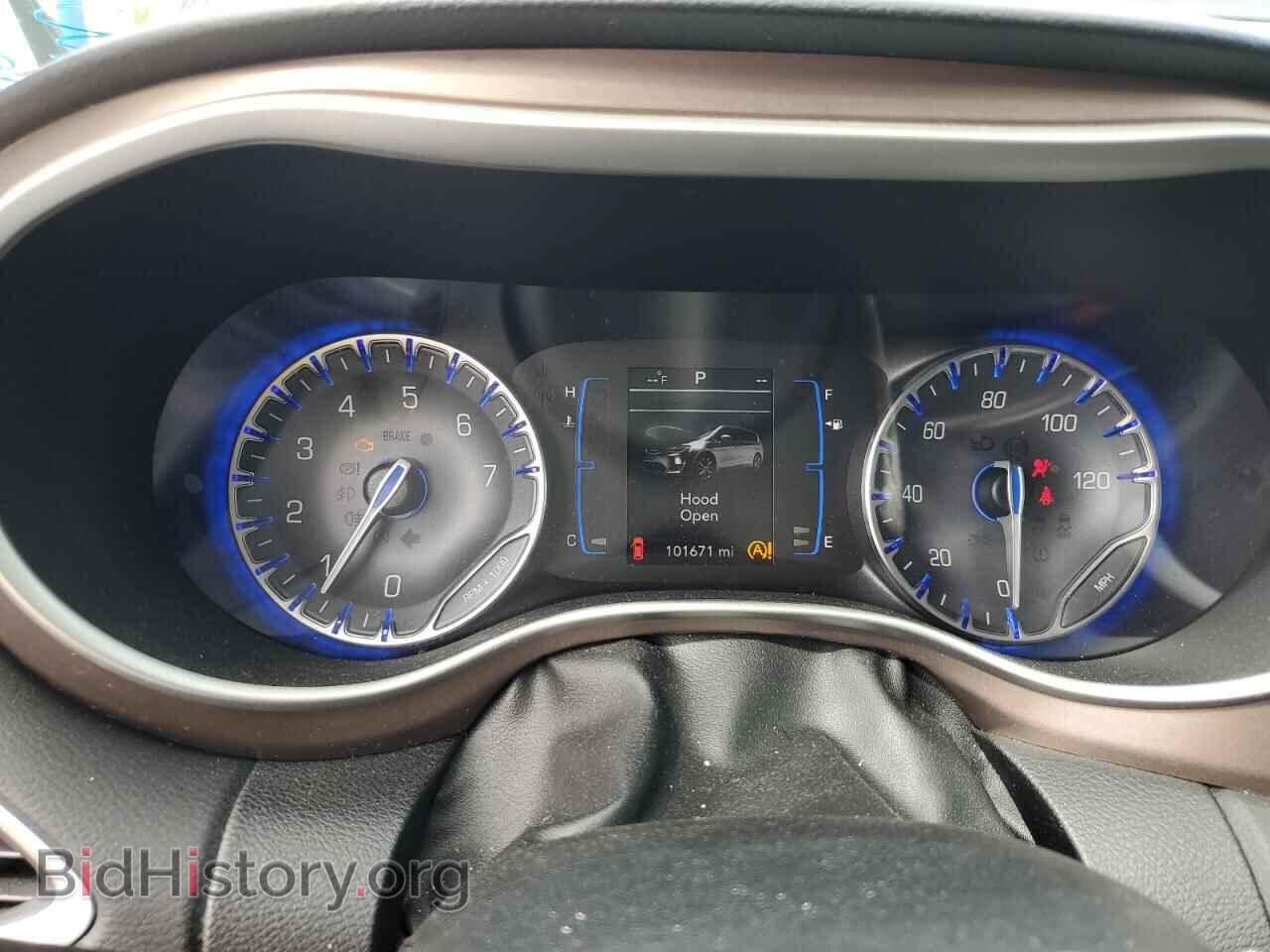 2018 CHRYSLER PACIFICA - VIN: 2C4RC1FG3JR122822 - Фото 9