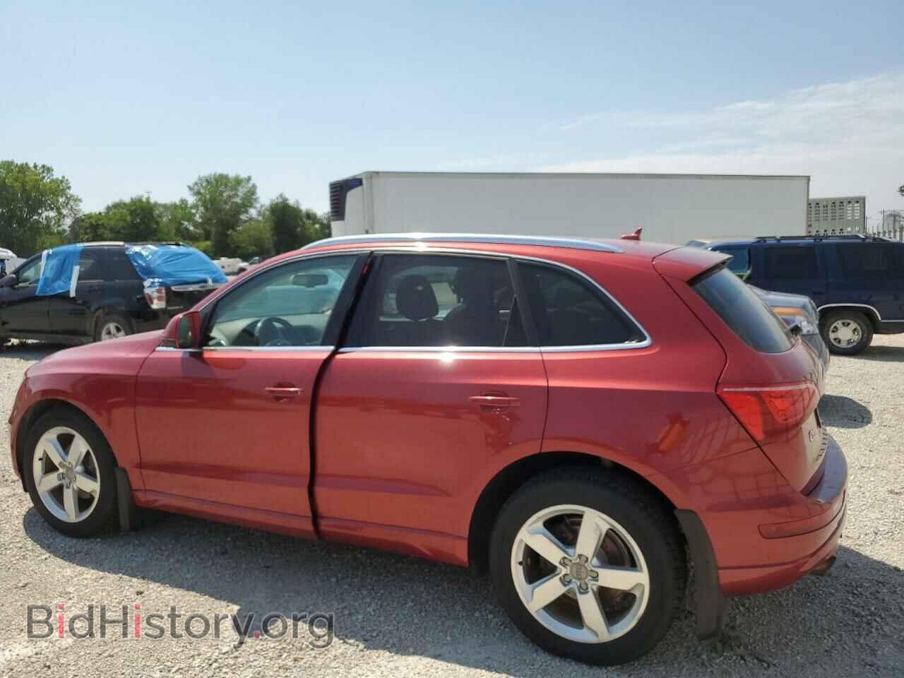 2010 AUDI Q5 - VIN: WA1LKAFP1AA090492 - Фото 2