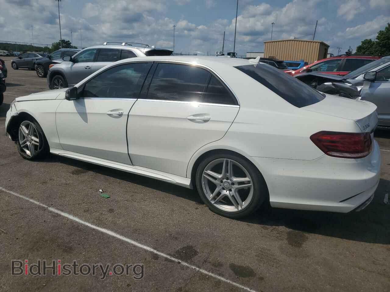 2014 MERCEDES-BENZ E-CLASS - VIN: WDDHF8JB8EA885653 - Фото 2