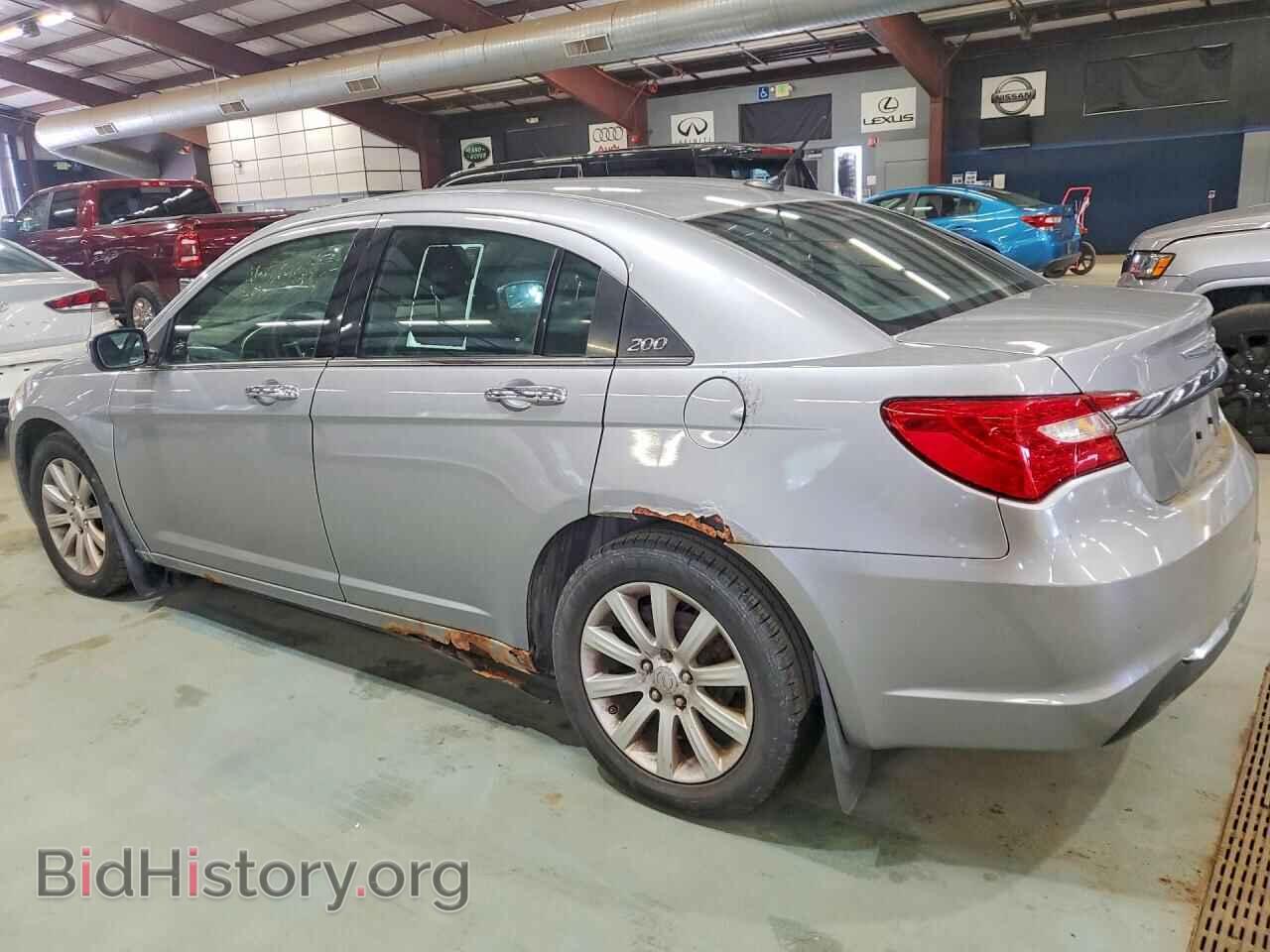 2013 CHRYSLER 200 - VIN: 1C3CCBCG5DN520992 - Photo 2