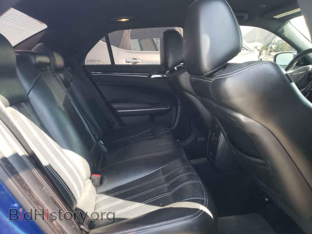 2019 CHRYSLER 300 - VIN: 2C3CCAGG7KH536864 - Фото 10
