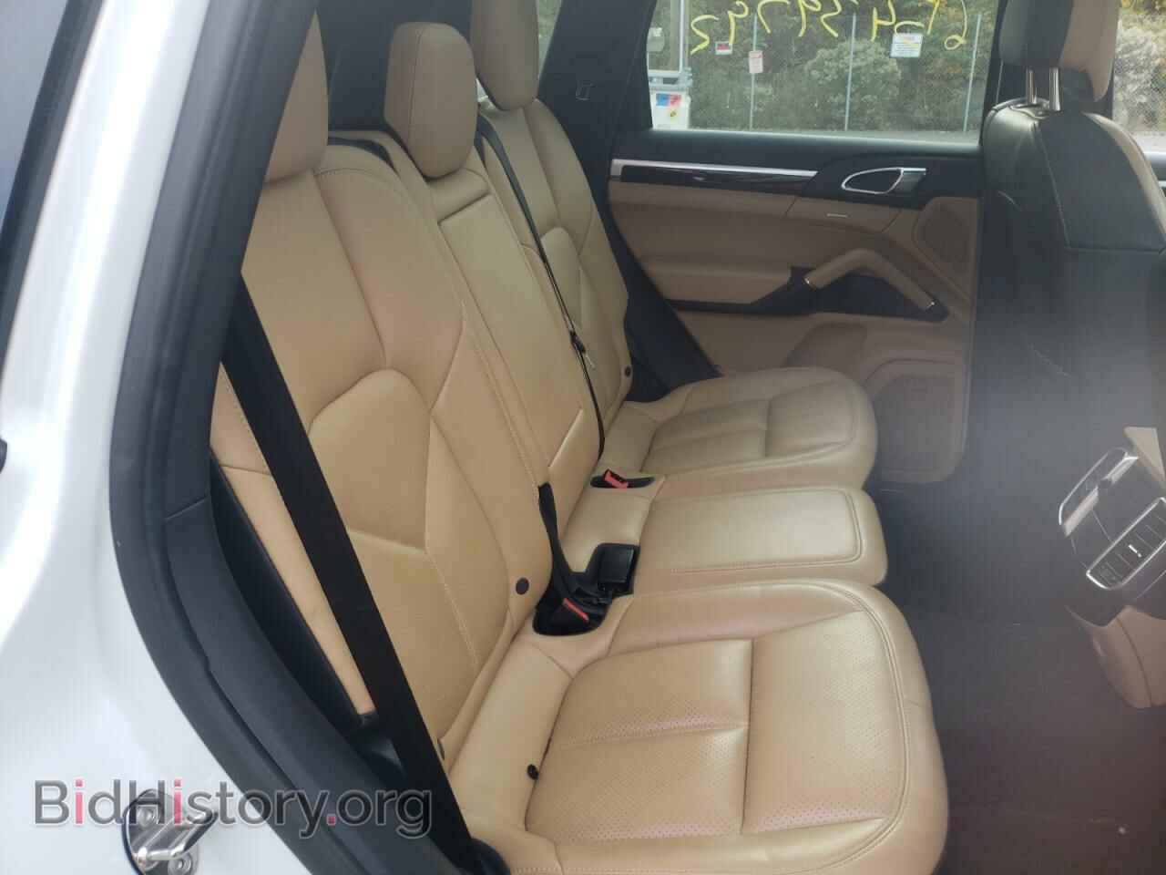 2016 PORSCHE CAYENNE - VIN: WP1AA2A21GLA09133 - Фото 6