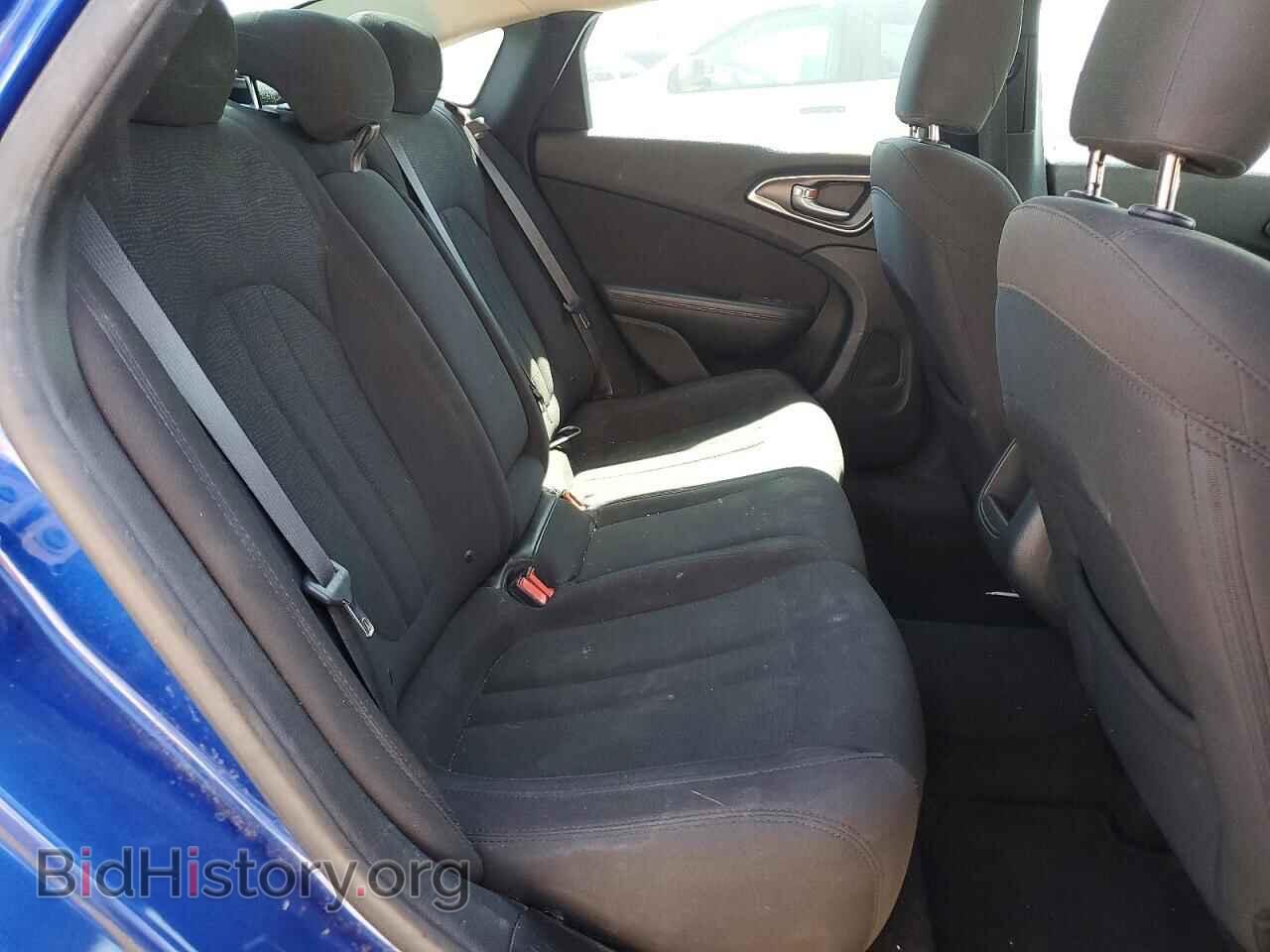 2016 CHRYSLER 200 - VIN: 1C3CCCAB4GN174063 - Photo 10