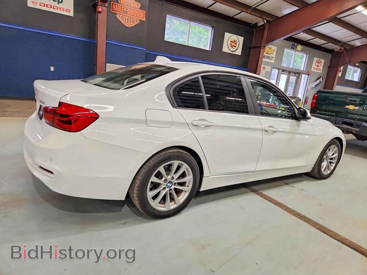 2016 BMW 3 SERIES - VIN: WBA8E5G55GNT93037 - Фото 3