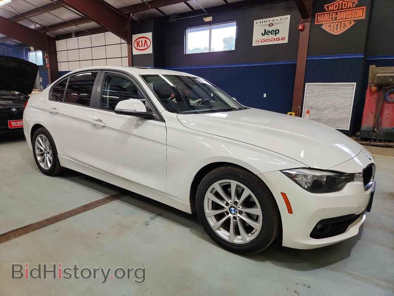2016 BMW 3 SERIES - VIN: WBA8E5G55GNT93037 - Фото 4