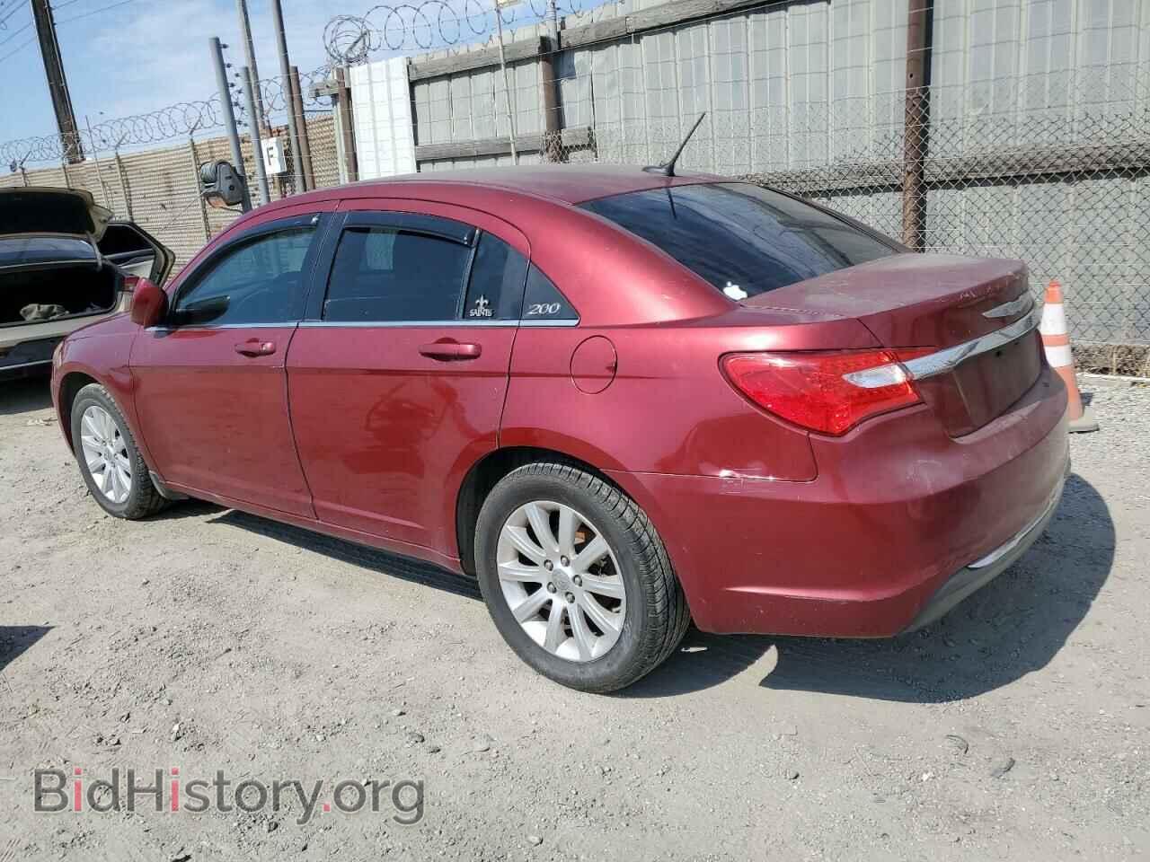2013 CHRYSLER 200 - VIN: 1C3CCBBBXDN696202 - Фото 2