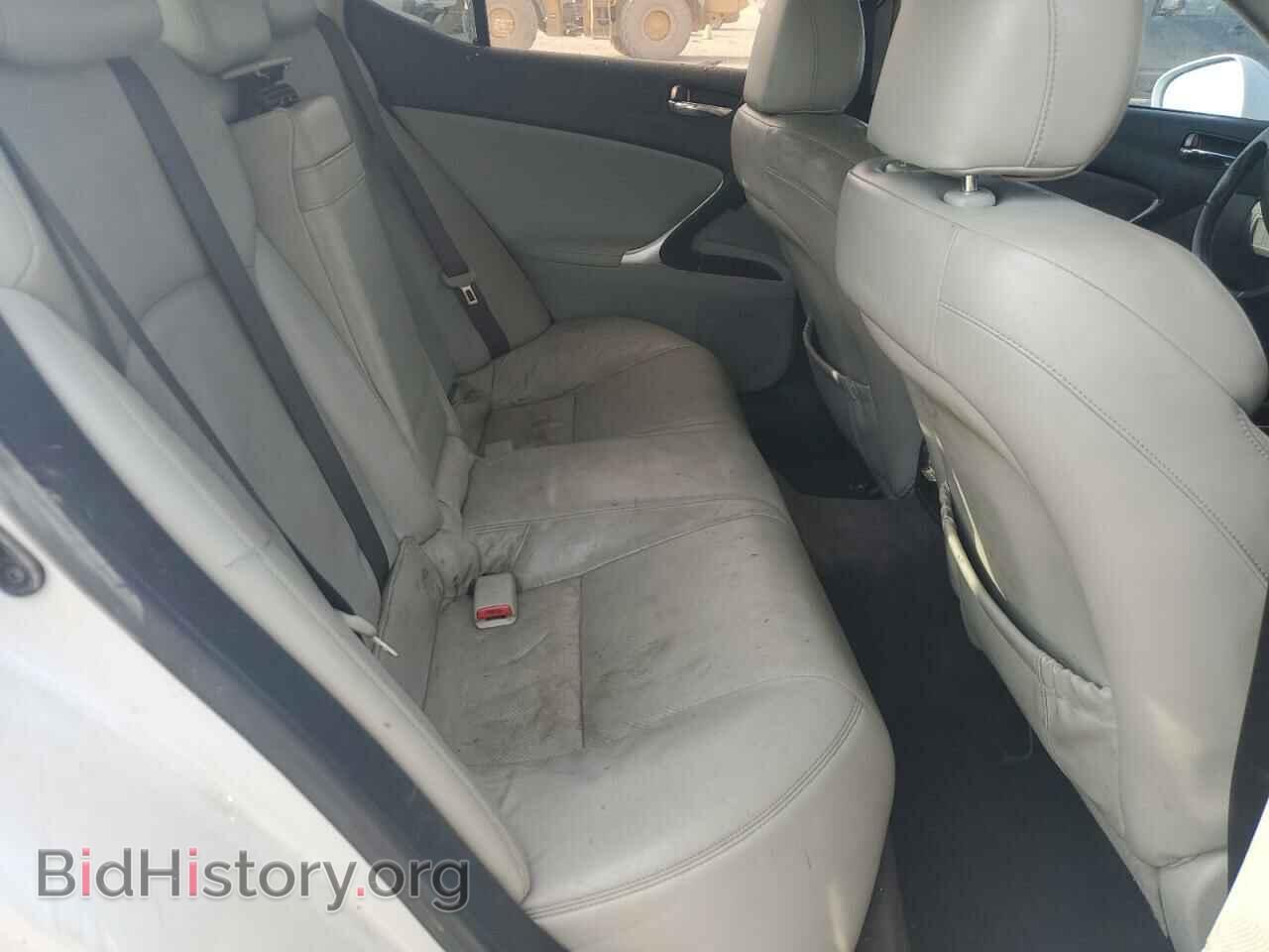 2008 LEXUS IS - VIN: JTHCK262282019904 - Photo 10