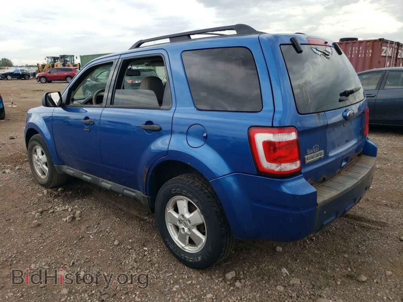 2011 FORD ESCAPE - VIN: 1FMCU9D73BKB61233 - Фото 2