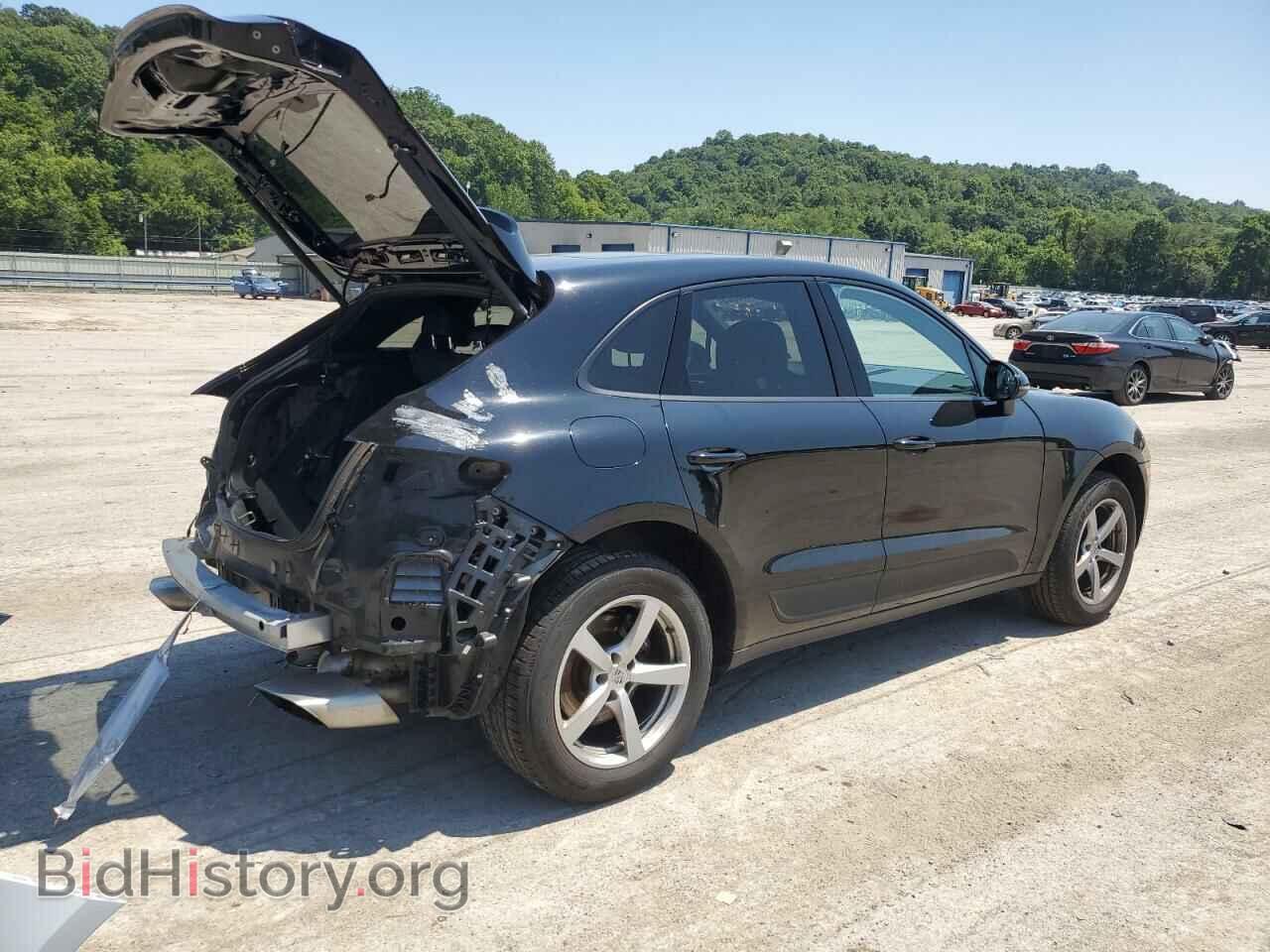 2017 PORSCHE MACAN - VIN: WP1AA2A51HLB02455 - Photo 3