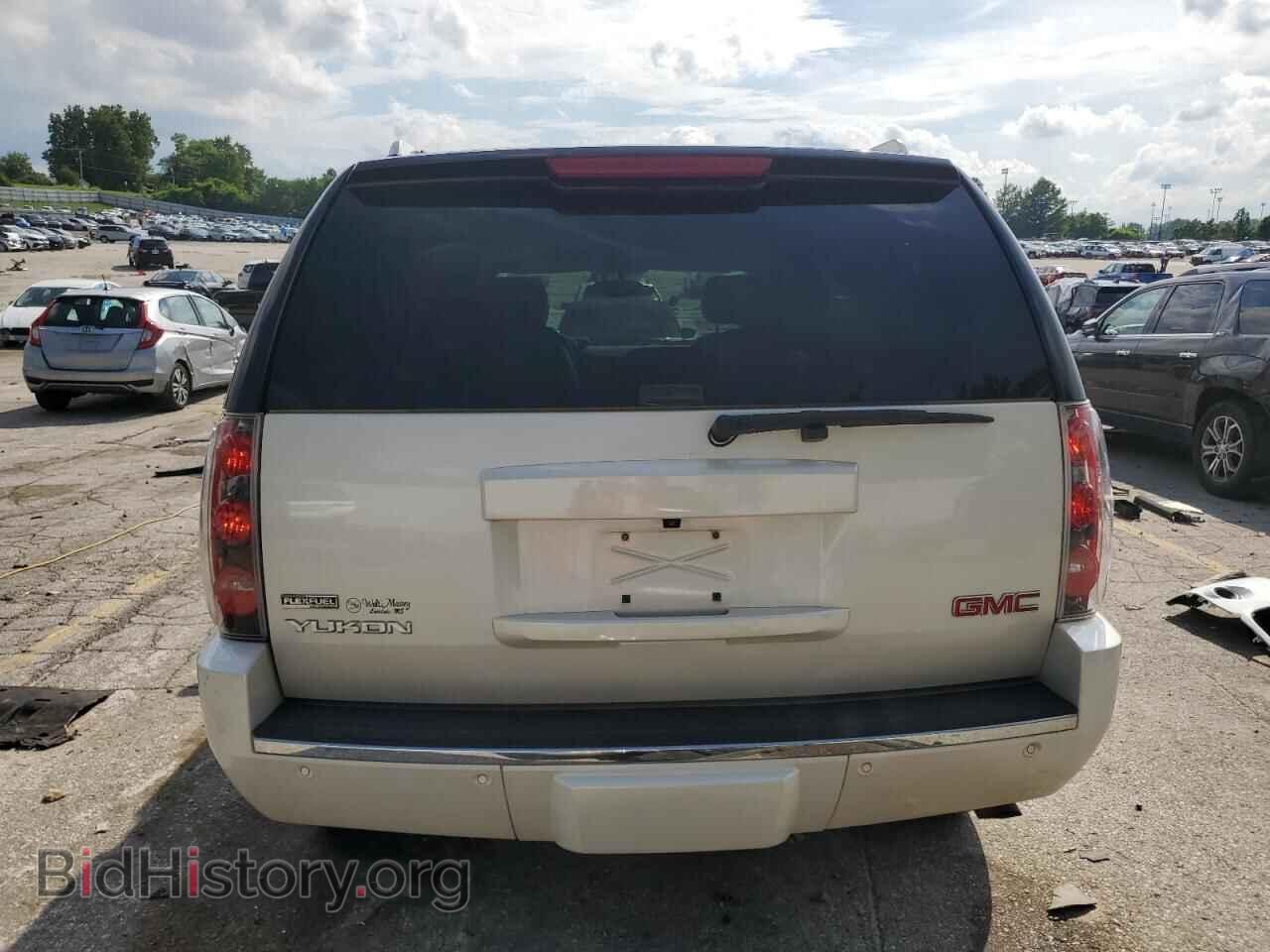 2010 GMC YUKON - VIN: 1GKUKEEF6AR253296 - Фото 6