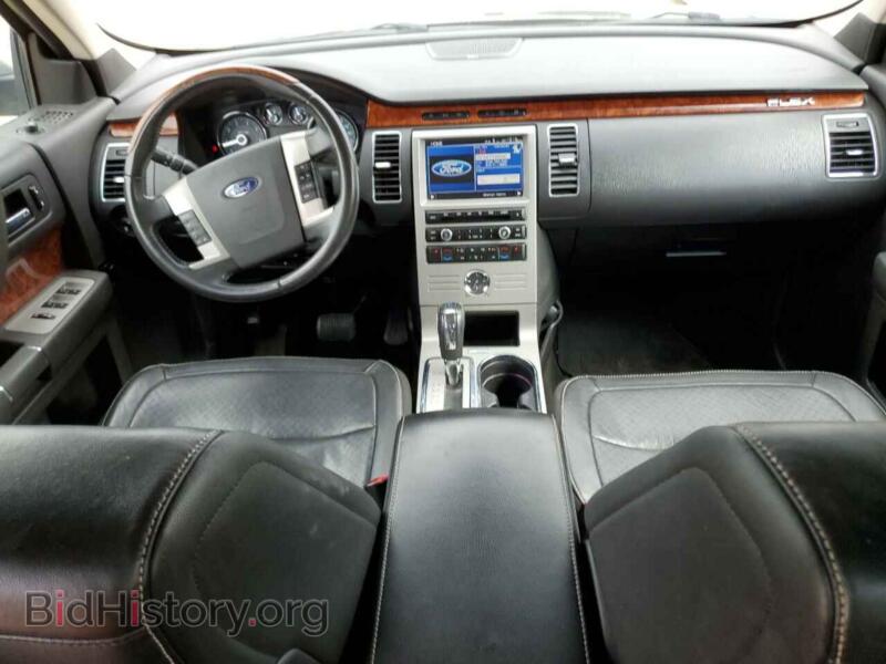 2011 Ford FLEX (VIN 2FMHK6DC9BBD32262) — photo 8 of 13