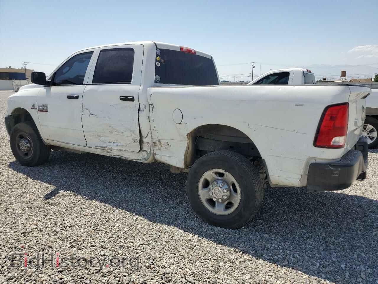 2015 RAM All Models - VIN: 3C6UR5CL8FG615093 - Photo 2
