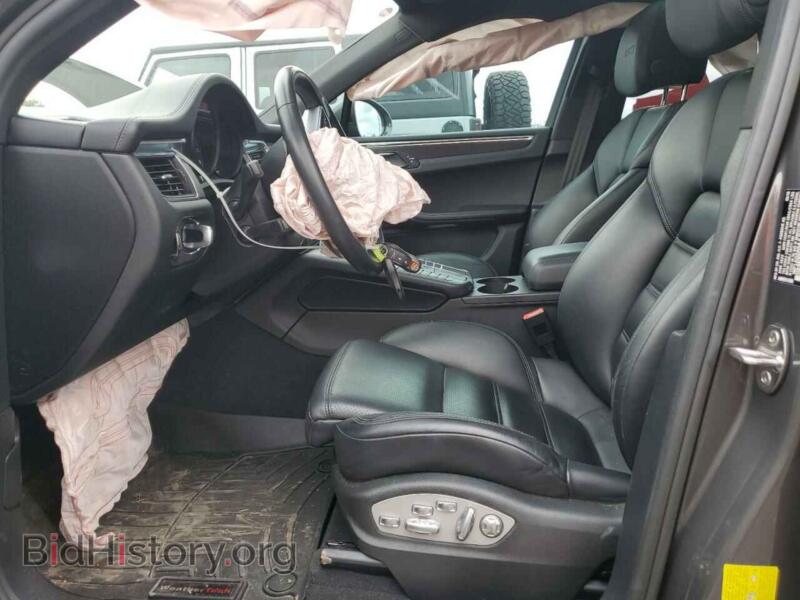 2018 Porsche MACAN (VIN WP1AG2A54JLB63867) — фото 7 из 13