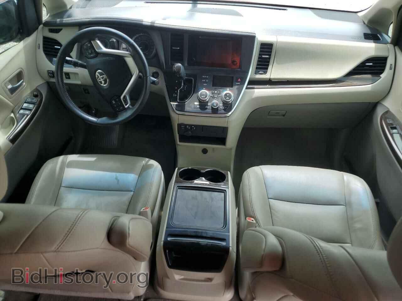 2017 TOYOTA All Models - VIN: 5TDYZ3DC9HS796884 - Фото 8