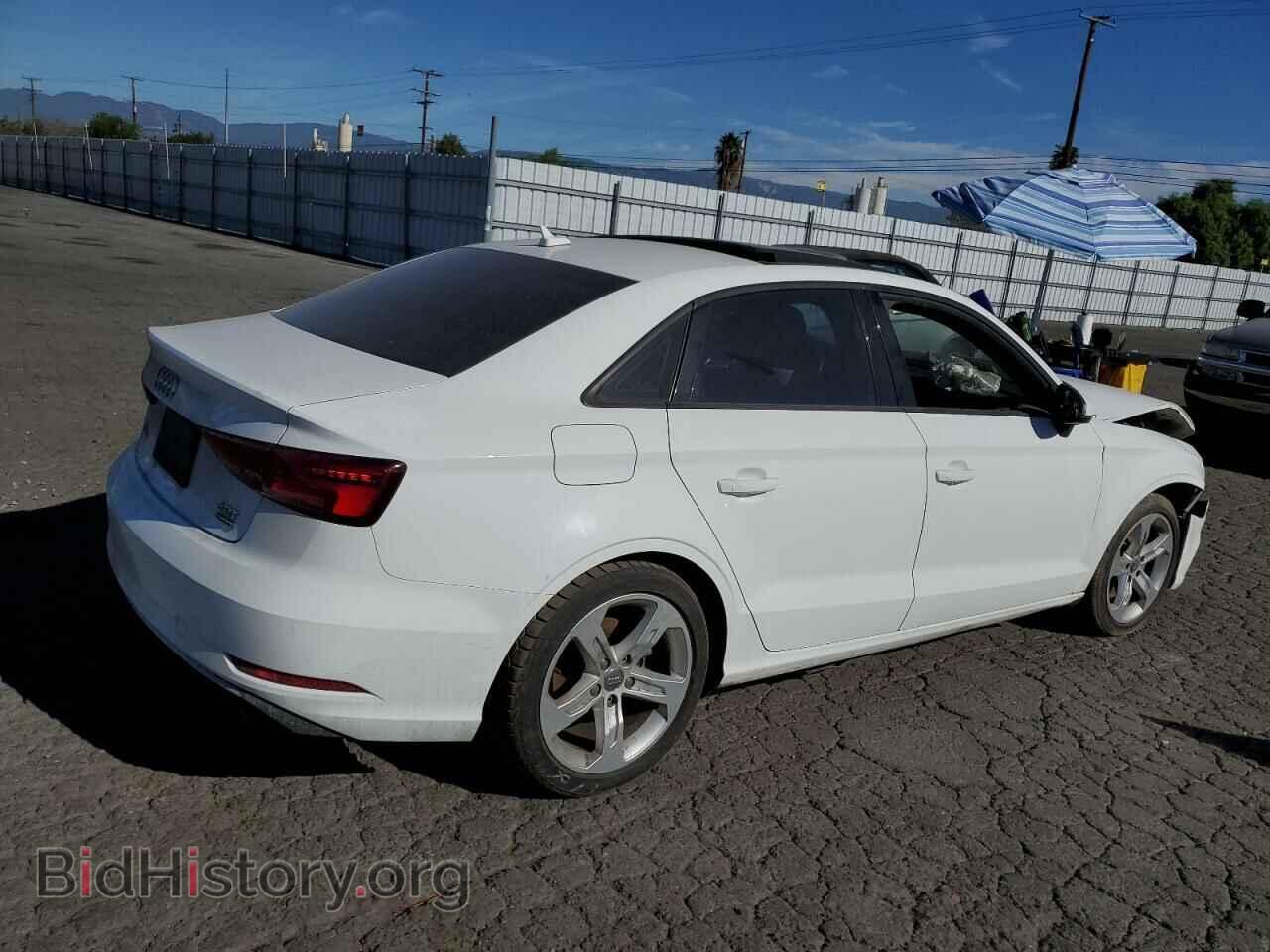 2018 AUDI A3 - VIN: WAUB8GFF0J1028749 - Фото 3