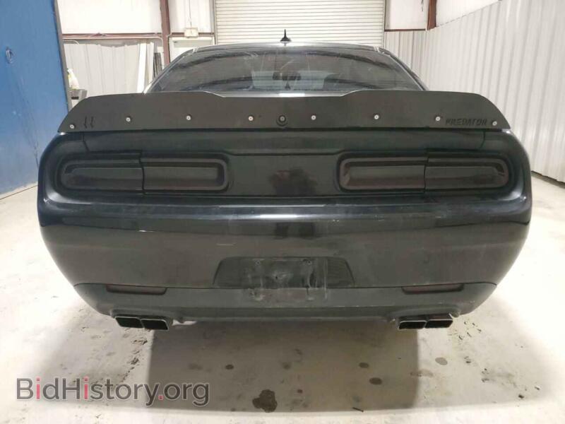2015 Dodge CHALLENGER (VIN 2C3CDZAT4FH888307) — photo 6 of 12