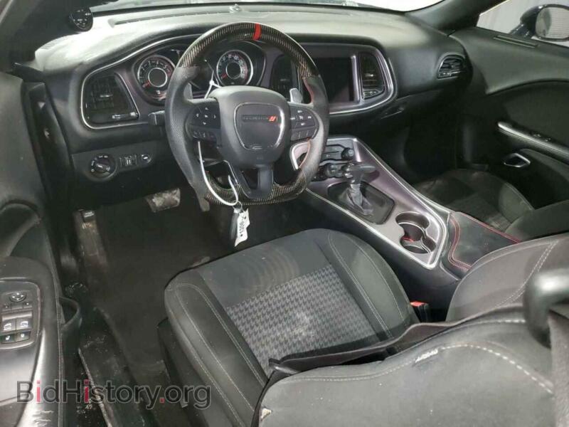 2015 Dodge CHALLENGER (VIN 2C3CDZAT4FH888307) — photo 8 of 12