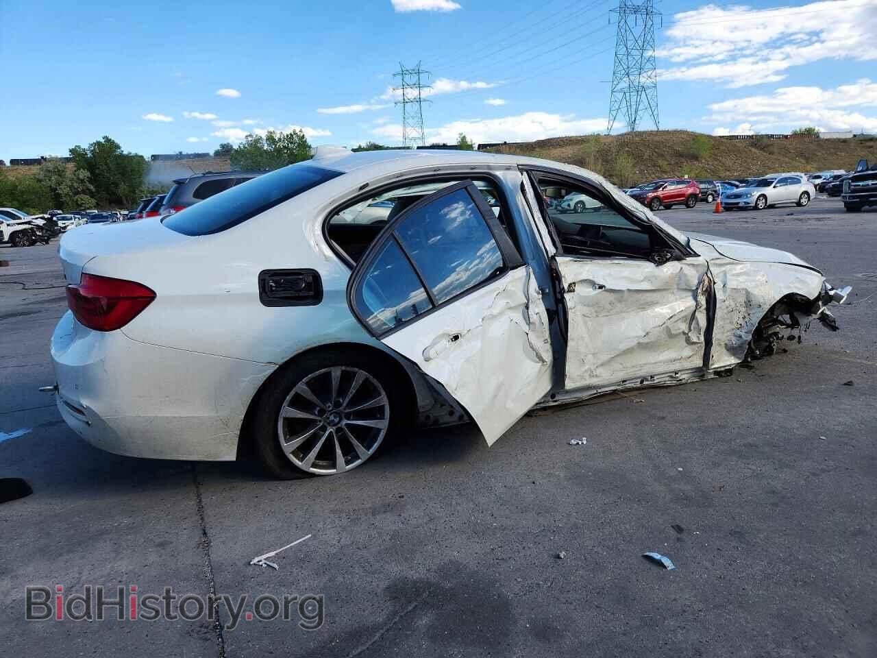 2016 BMW 3 SERIES - VIN: WBA8E5G5XGNT40754 - Photo 3