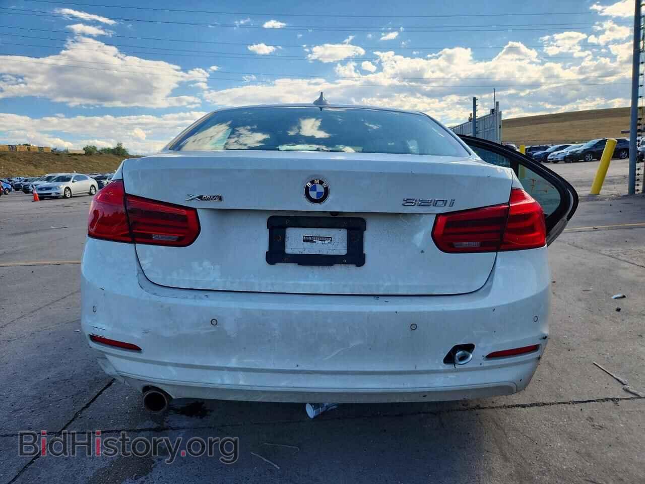 2016 BMW 3 SERIES - VIN: WBA8E5G5XGNT40754 - Photo 6