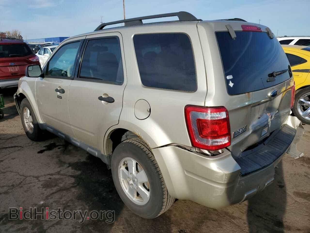 2012 FORD ESCAPE - VIN: 1FMCU0D77CKB56811 - Фото 3