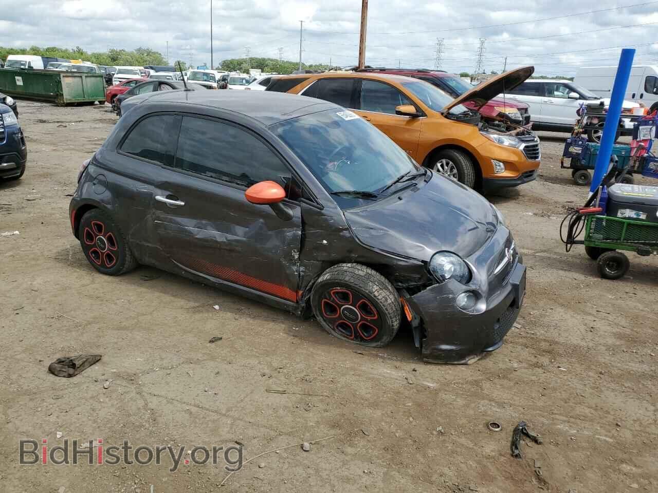 2015 FIAT 500 - VIN: 3C3CFFGE1FT672732 - Фото 4