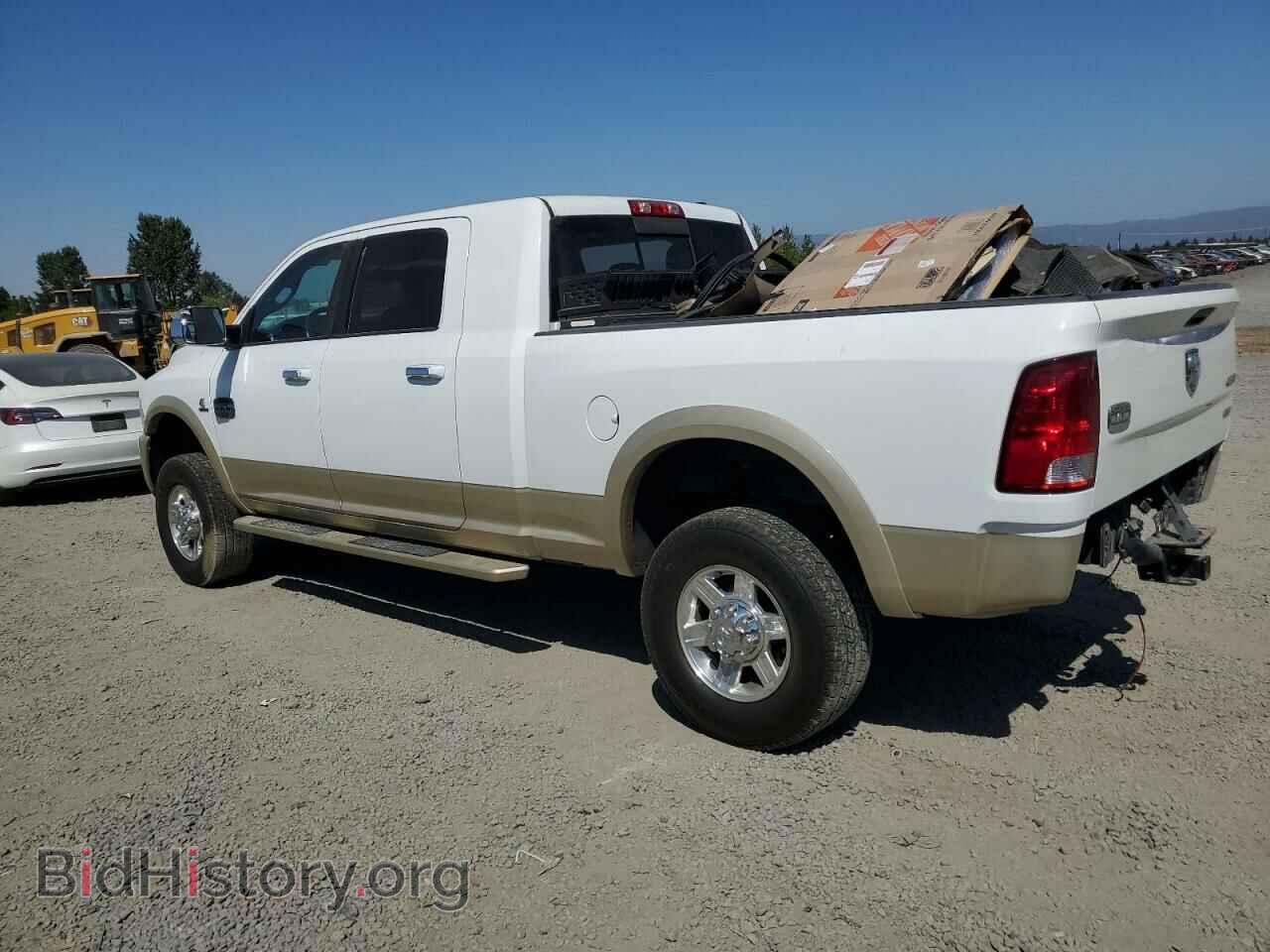 2011 DODGE All Models - VIN: 3D7UT2HL9BG636911 - Photo 2