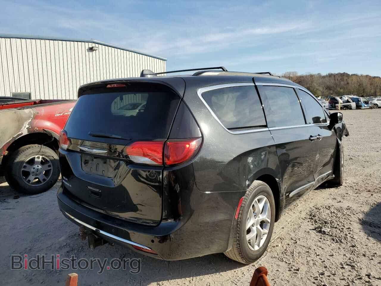 2017 CHRYSLER PACIFICA - VIN: 2C4RC1BGXHR668694 - Photo 4