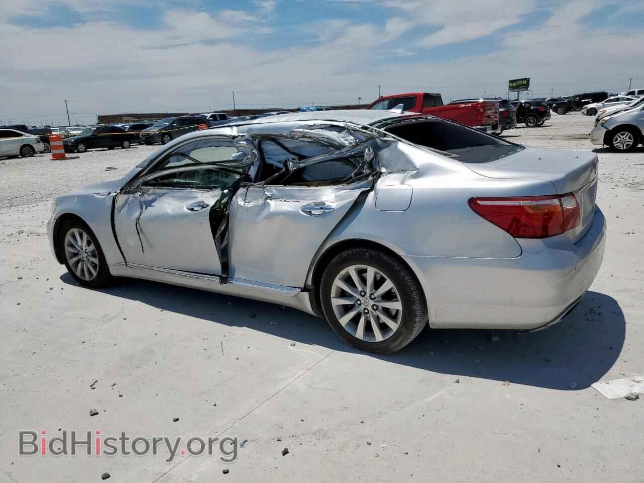 2012 LEXUS LS460 - VIN: JTHCL5EF7C5013140 - Photo 2