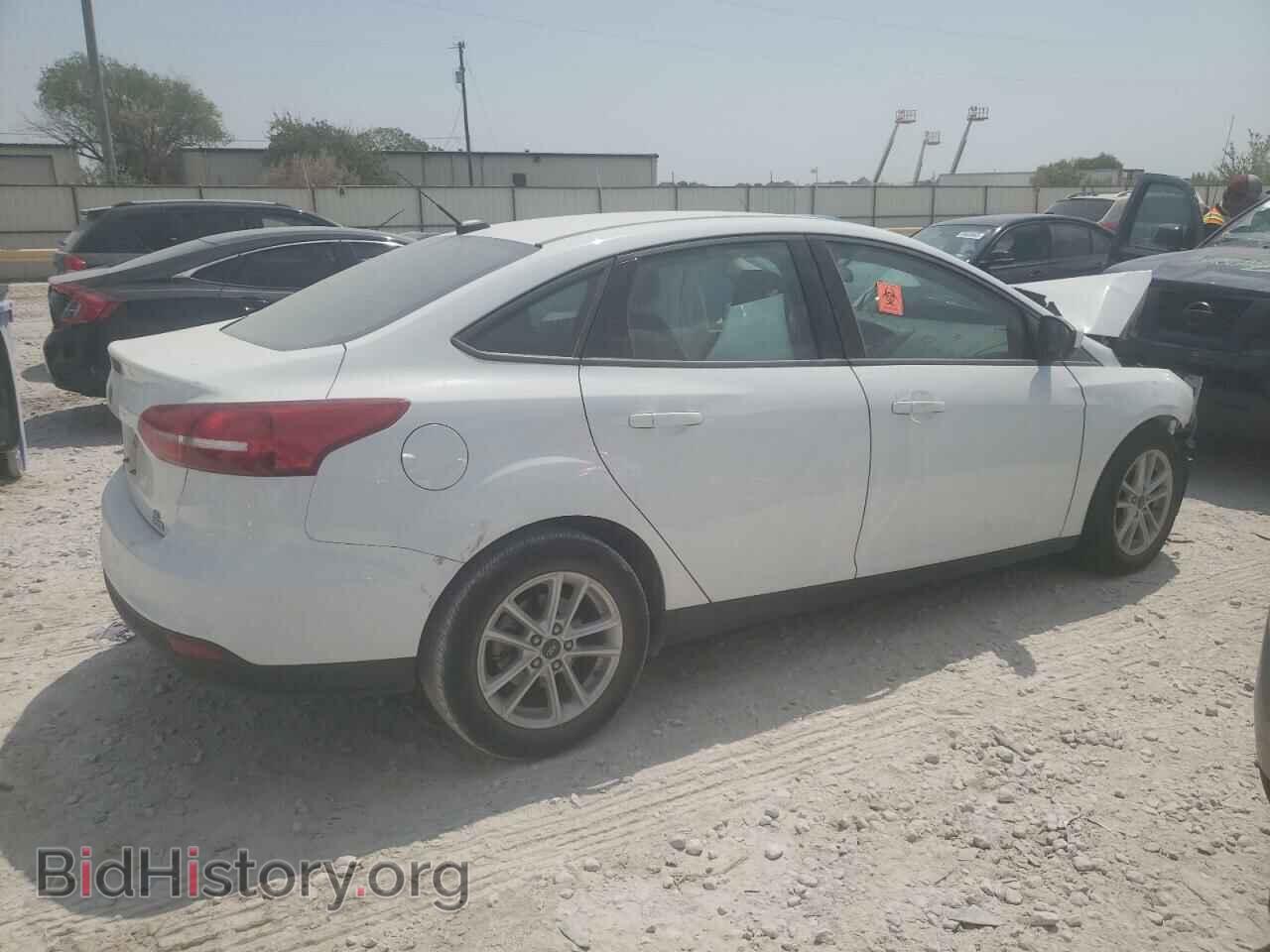 2018 FORD FOCUS - VIN: 1FADP3FE5JL268873 - Фото 3