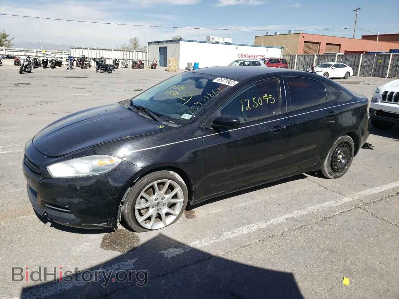 Photo 1C3CDFBA3DD152044 - DODGE DART 2013