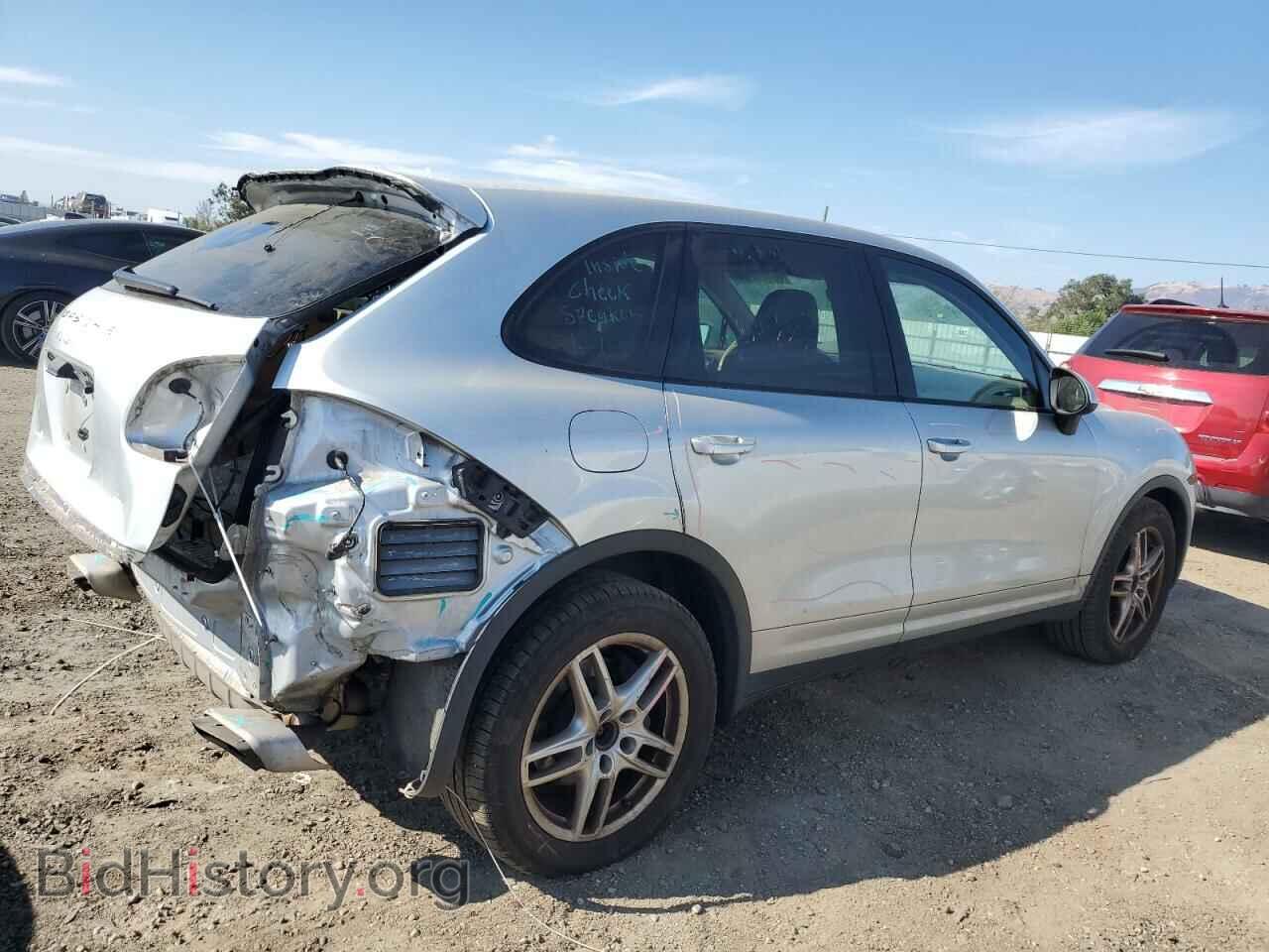 2011 PORSCHE CAYENNE - VIN: WP1AA2A25BLA07166 - Photo 3