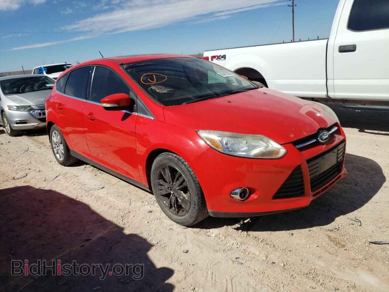 Photo 1FAHP3M22CL357118 - FORD FOCUS 2012