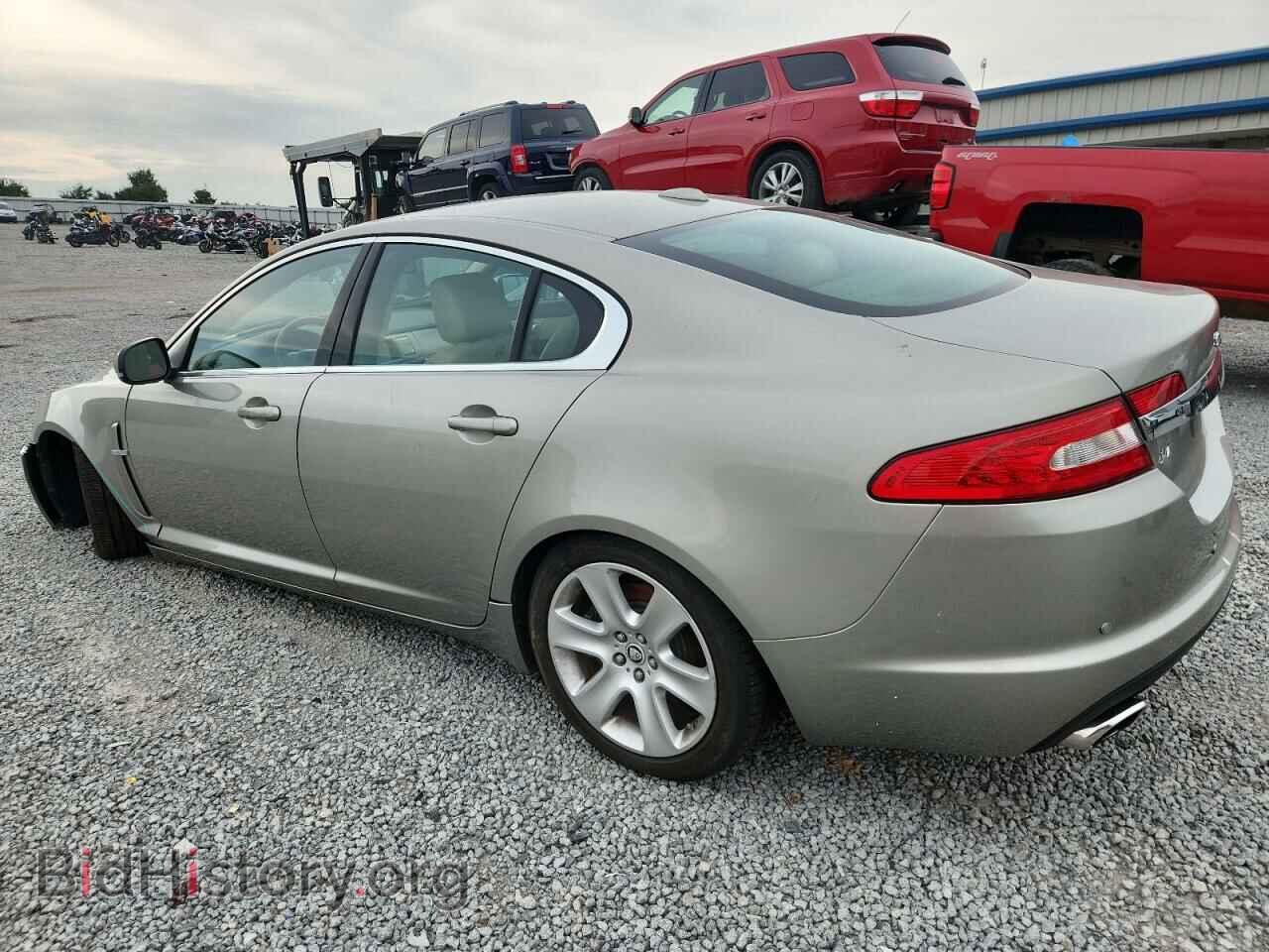 2011 JAGUAR XF - VIN: SAJWA0FB2BLS03250 - Фото 2