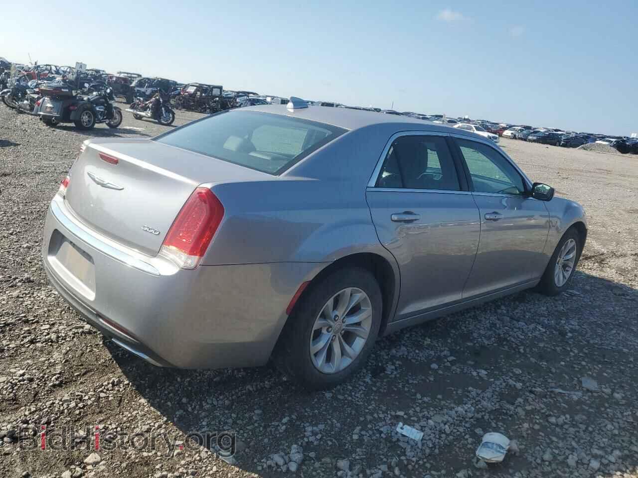 2015 CHRYSLER 300 - VIN: 2C3CCAAGXFH904159 - Фото 3