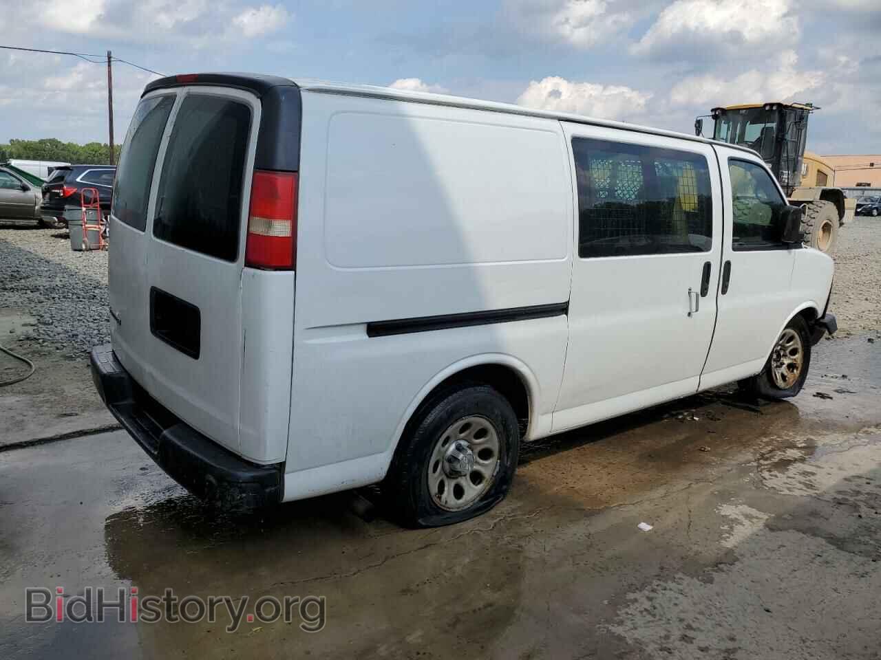 2009 CHEVROLET EXPRESS - VIN: 1GCFG15X591110227 - Фото 3