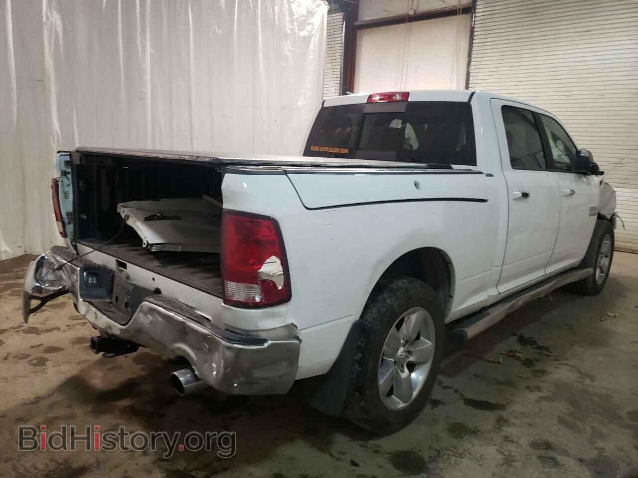 2017 RAM 1500 - VIN: 1C6RR7TT0HS608085 - Photo 4