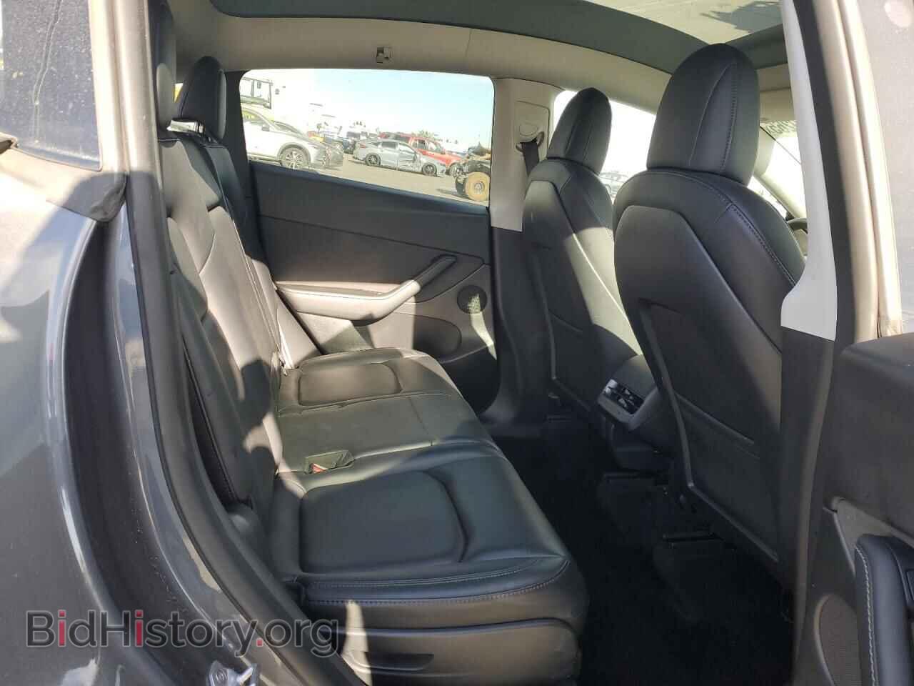 2022 TESLA MODEL Y - VIN: 7SAYGAEE9NF493729 - Фото 10
