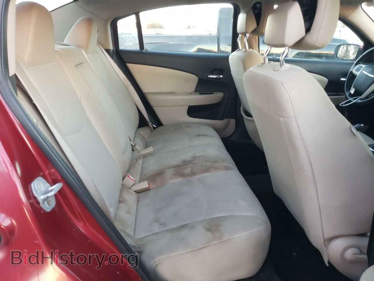 2011 CHRYSLER 200 - VIN: 1C3BC1FB2BN555475 - Фото 6
