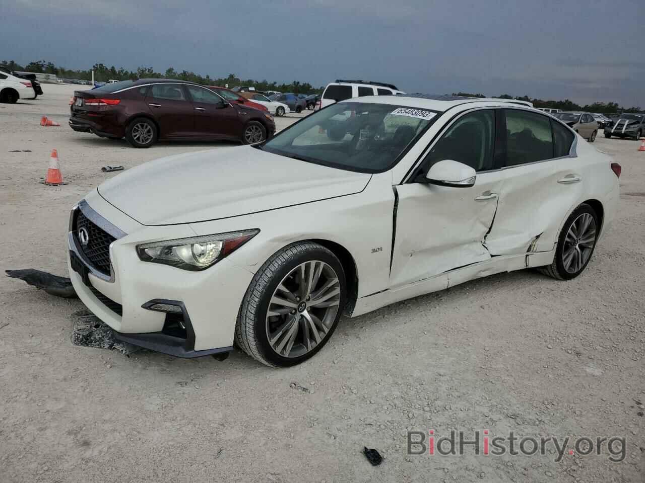 Photo JN1EV7AR8JM440817 - INFINITI Q50 2018