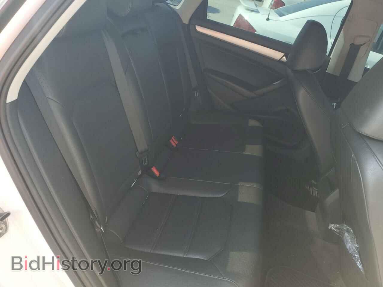 2012 VOLKSWAGEN PASSAT - VIN: 1VWBP7A32CC018392 - Фото 10