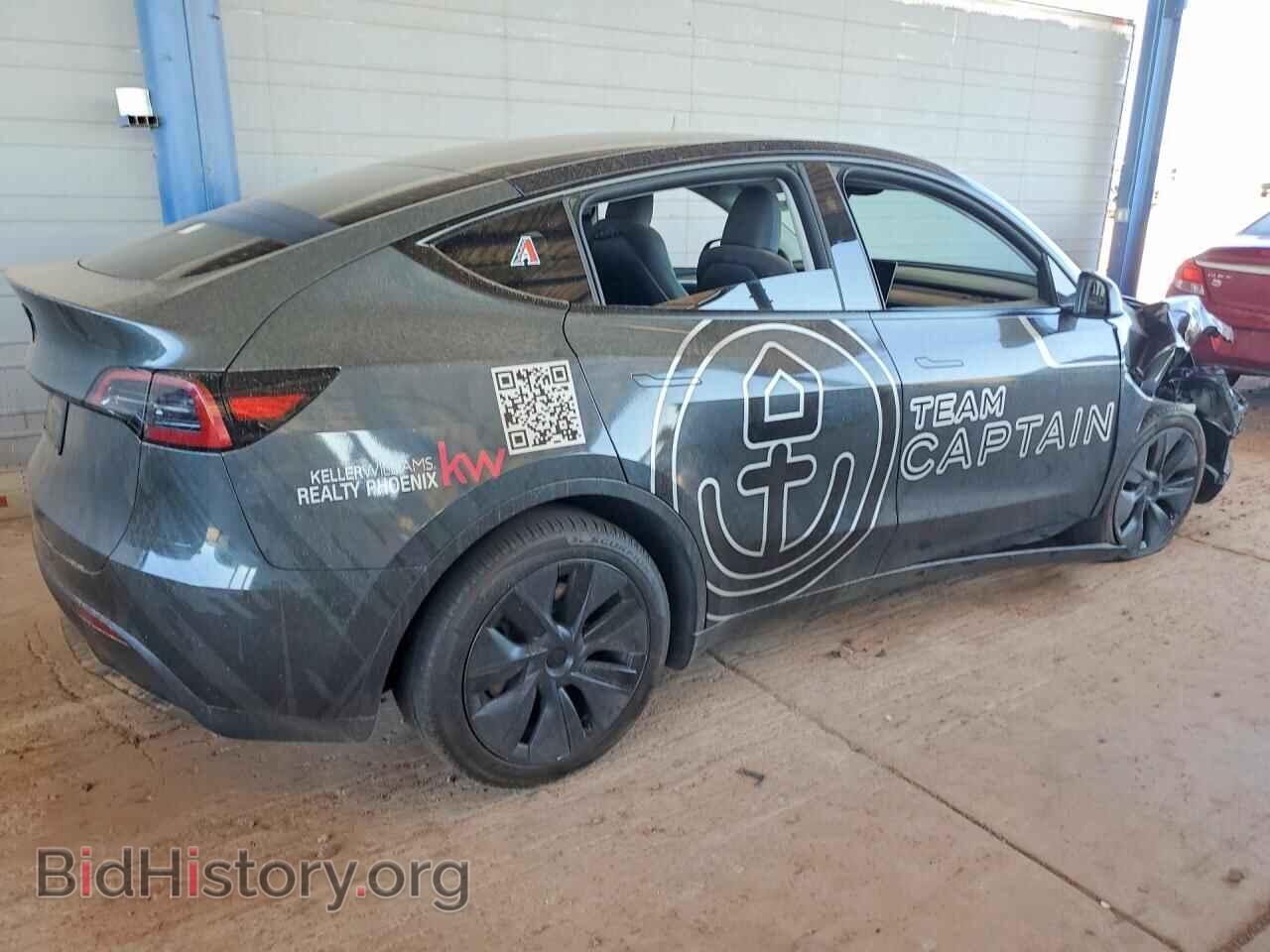 2025 TESLA MODEL Y - VIN: 7SAYGDED1SA372016 - Photo 3
